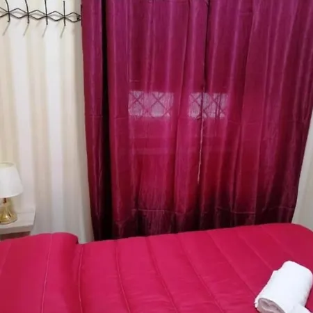 ベッド・アンド・ブレックファスト Caraty *